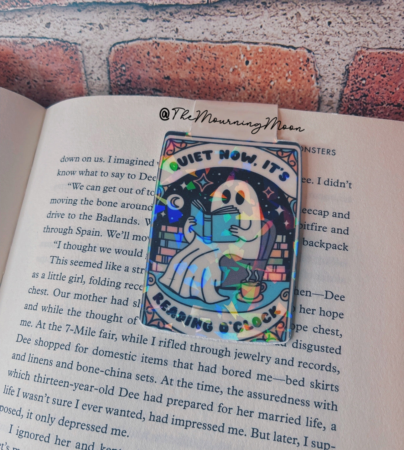 Reading o’clock magnetic bookmark