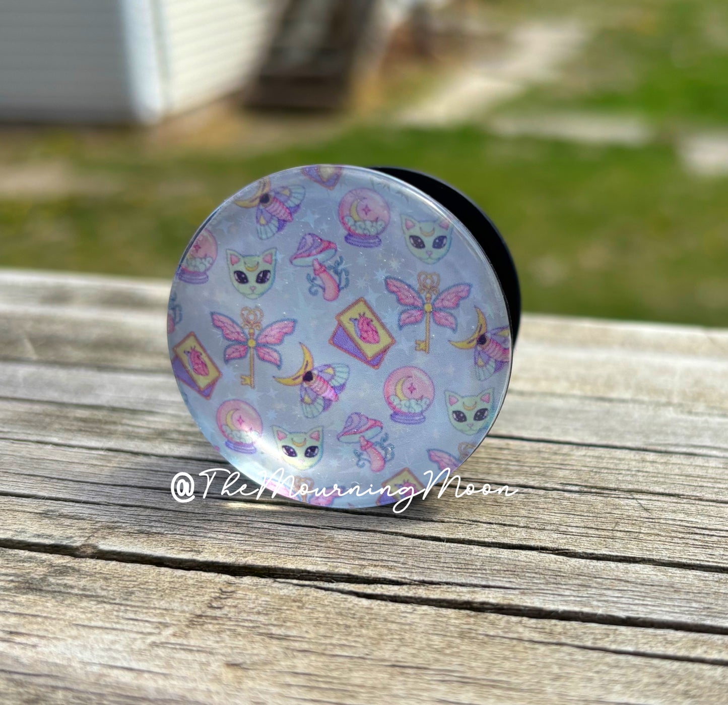 Spooky cute glass dome phone grip