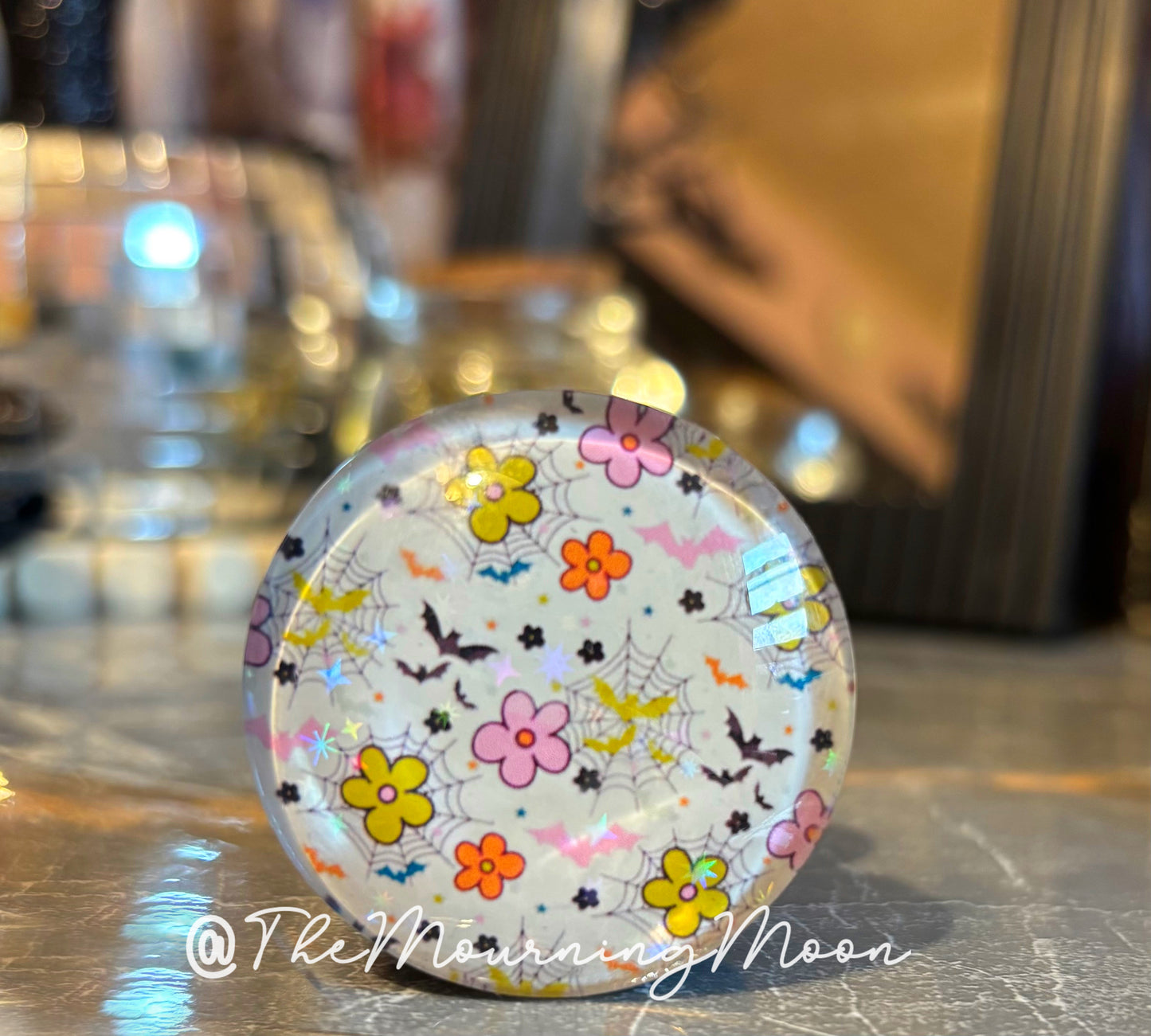 Spooky floral glass dome phone grip