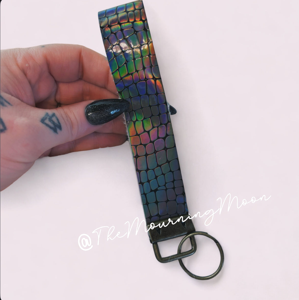 Snake skin faux leather wristlet