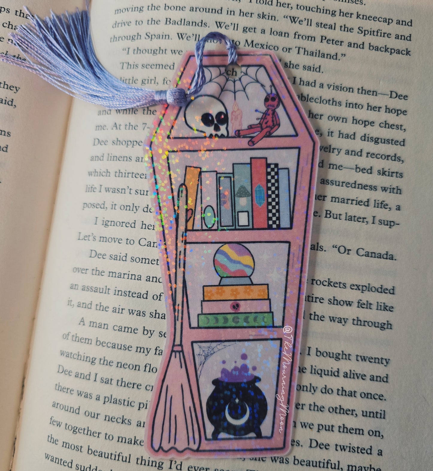 Spooky bookshelf bookmark