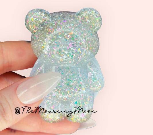 Iridescent gummy bear phone grip